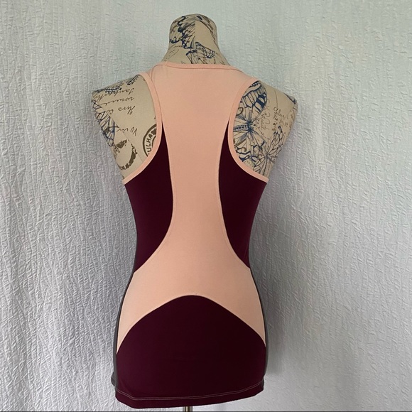 Gymshark Colorbllck Tank - Picture 3 of 9